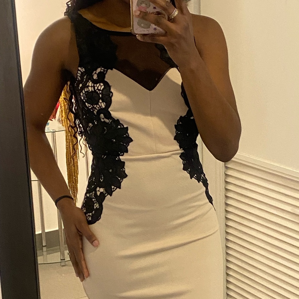 Elegant Black and Cream Lace Dress